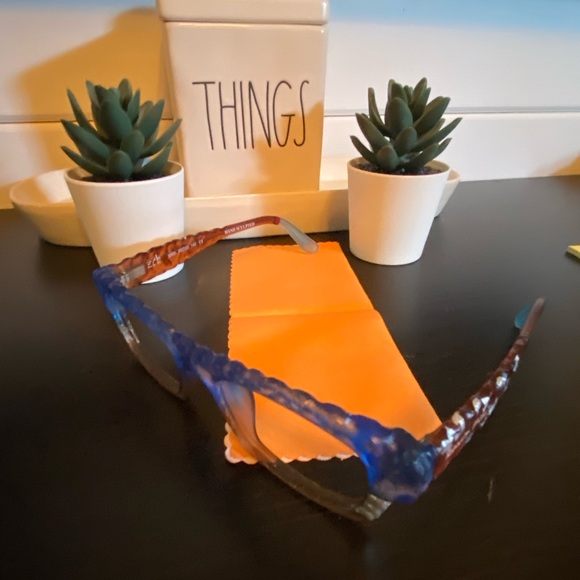 Brand new Ronit Furst brand frames (no lenses) - Picture 3 of 7